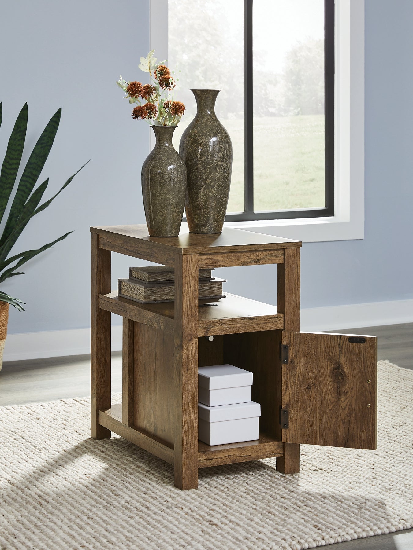 Fendenmore Chair Side End Table